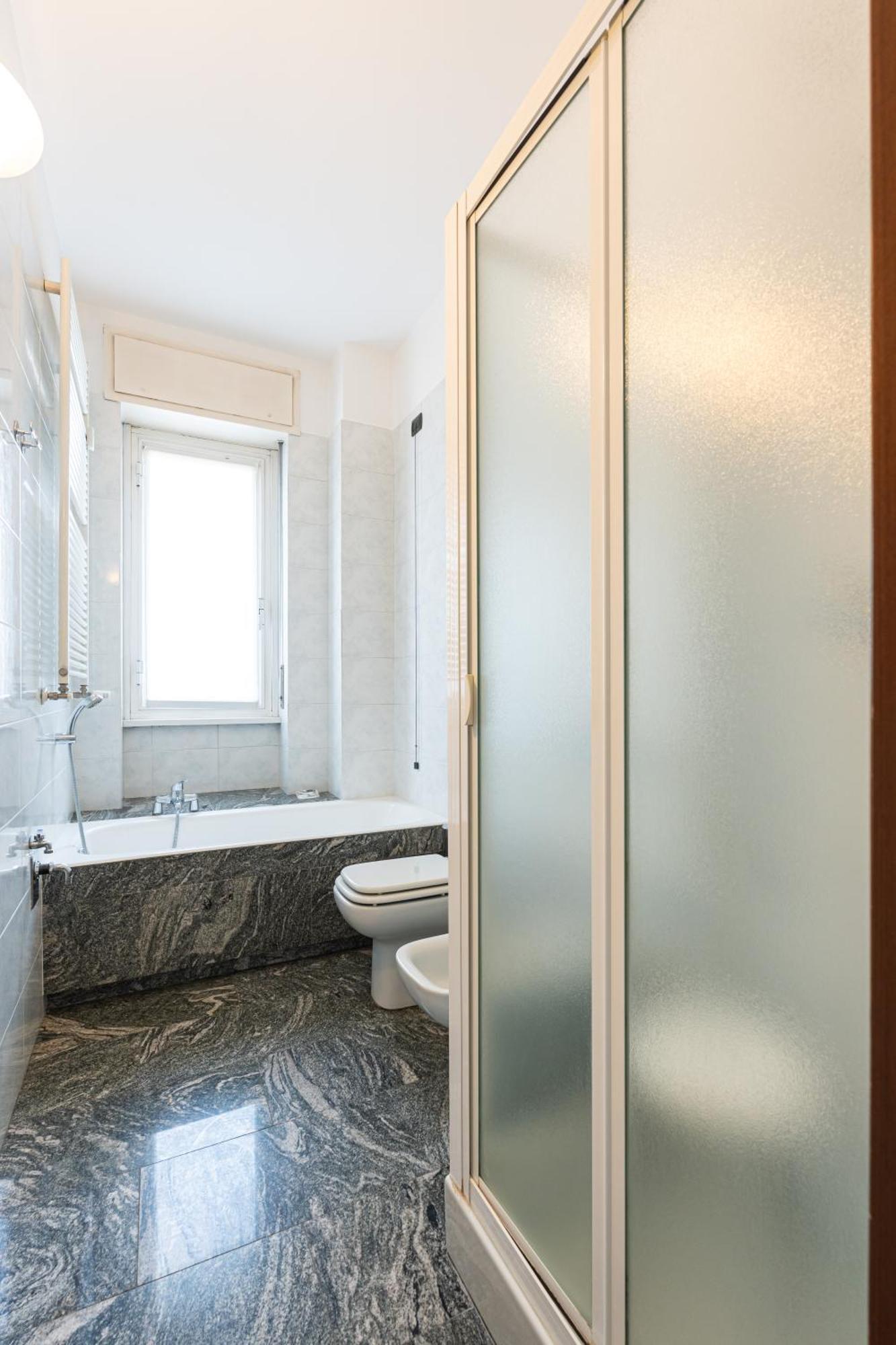 Fantastic Two Bedroom Zara 5th Fl- Mirable Pm *